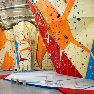 rock climbing indoor: 