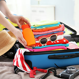 useful travel accessories: Messenger Bag