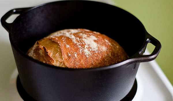 how to make bread in a dutch oven: 