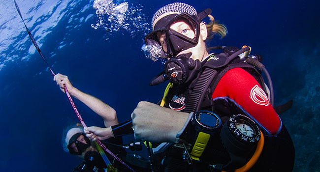 scuba diving gear: Monitoring and Navigation
