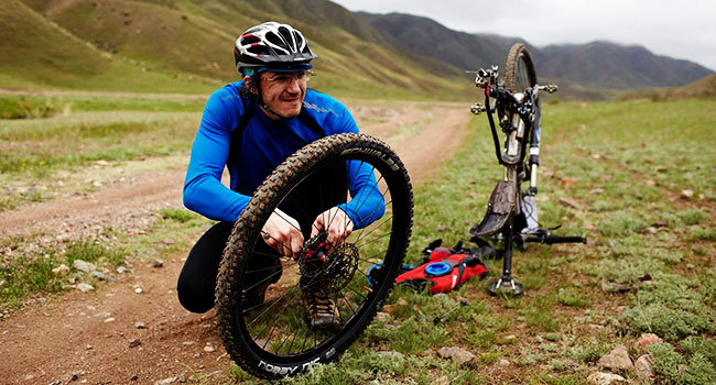 mountain biking parts & gear: Mountain Biking Gears