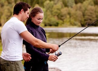 Learn How to Set up a Fishing Pole: 8 Simple Steps! Learn How to Set Up a Fishing Pole in 8 Steps