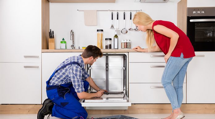 Easy-peasy Ways to Unclog Your Dishwasher Drain in No Time Easy-peasy Ways to Unclog Your Dishwasher Drain in No Time