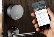 Keyless Locks: Common Myths, Problems, and Troubleshooting Tips fingerprint safe: 7 Electronic Keyless Lock Myths and 4 Tips for Troubleshooting